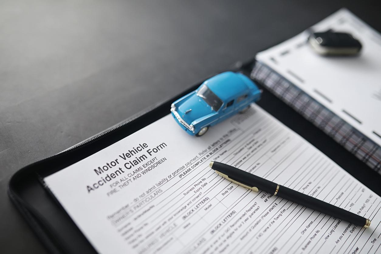 Documents for vehicle insurance.